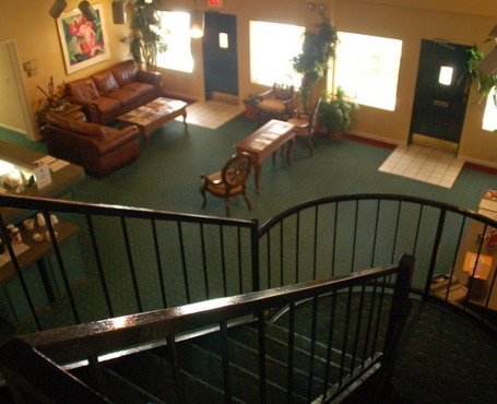 Crealde Business Center